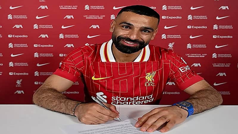 رسميًا.. ليفربول يُعلن تجديد عقد محمد صلاح حتى 2027