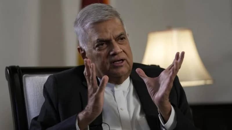 فوز "ويكريميسينغه" بالرئاسة في سريلانكا