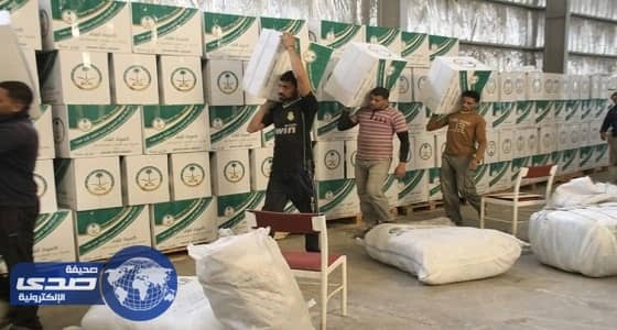 الحملة الوطنية السعودية توزع المساعدات الإغاثية على اللاجئين السوريين بالأردن