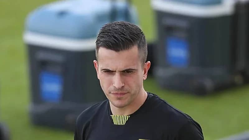 وكيل "جروهي" يكشف موقف اللاعب مع الاتحاد