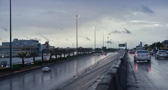 أمانة الرياض تعيد تطبيق " حاذر "