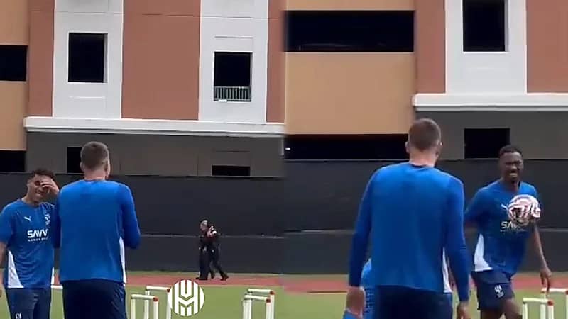 محمد كنو وسافيتش مع حمدالله أثناء تدريبات الفريق.. فيديو