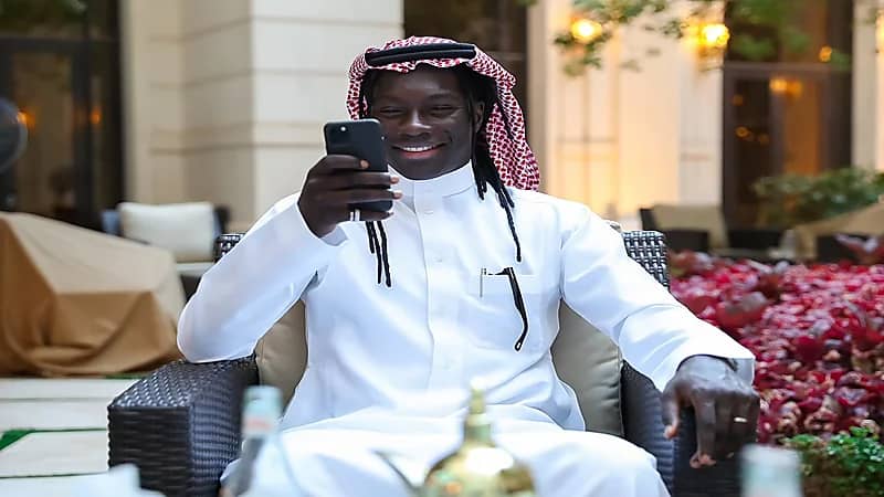 بالفيديو .. "غوميز" يهنئ مواطني المملكة بالعيد