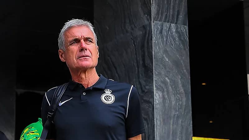 لاعبان يخرجان من خطة مدرب النصر كاسترو