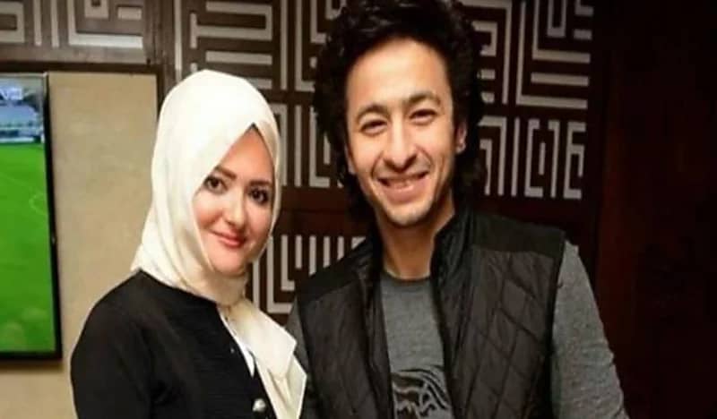 شاهد.. زوجة حمادة هلال تثير الجدل بإطلالة جديدة بعد خلعها الحجاب