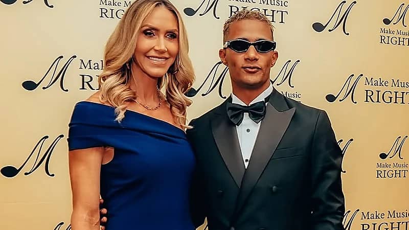 محمد رمضان برفقة لارا ترامب ويكشف عن تعاون فني جديد .. صور