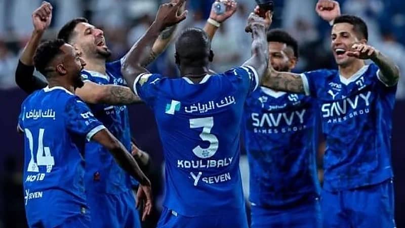 ثنائي الهلال مهدد بالغياب أمام الخليج