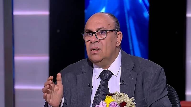 مبروك عطية ينفعل على سيدة اعتمرت للدعاء على أختها