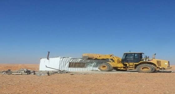 إزالة عدد من الاستراحات المخالفة بالقطيف