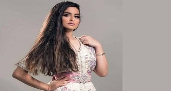 بالفيديو.. حلا الترك تؤدي أغنية تيتانيك