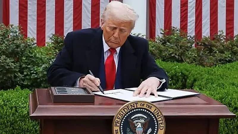 ترامب‬⁩ يرفع الرسوم الجمركية على الصين لتصل إلى 125%