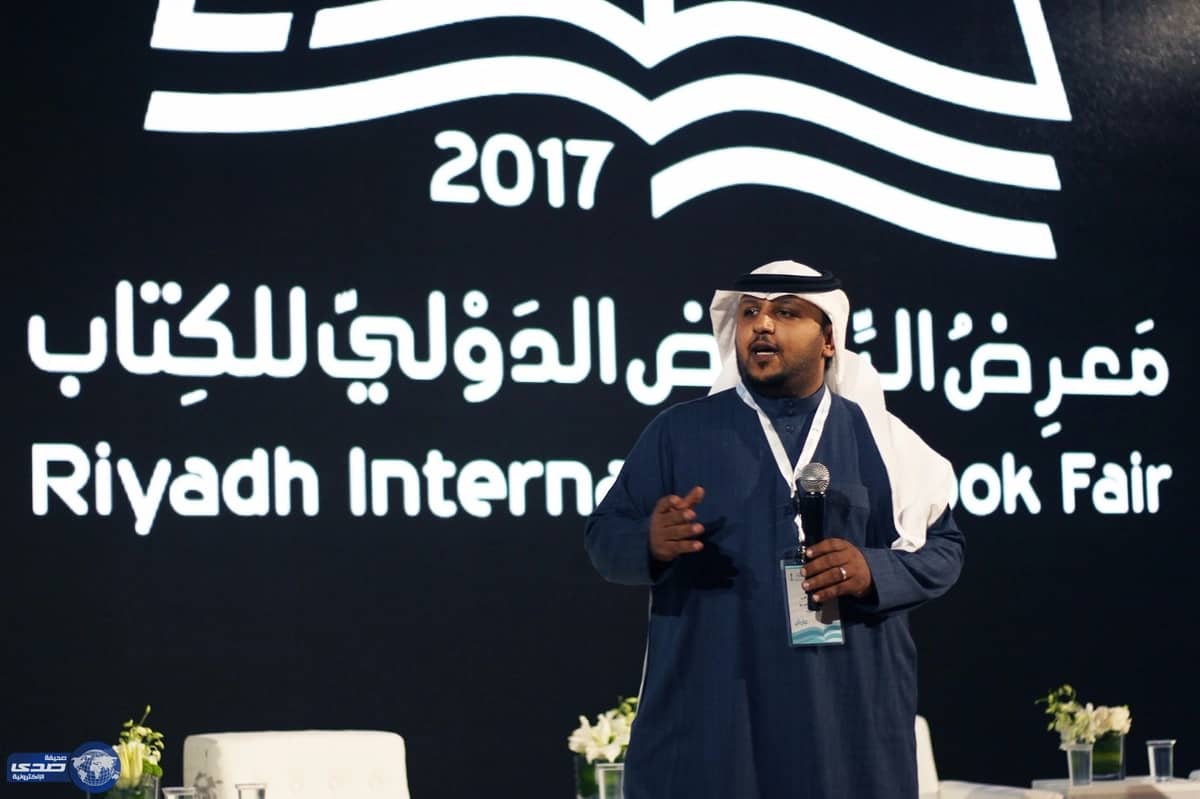 في جلسة " خطابات " .. الشاعر محمد العتيق: بداياتي كانت فاشلة حتى درست علم العروض