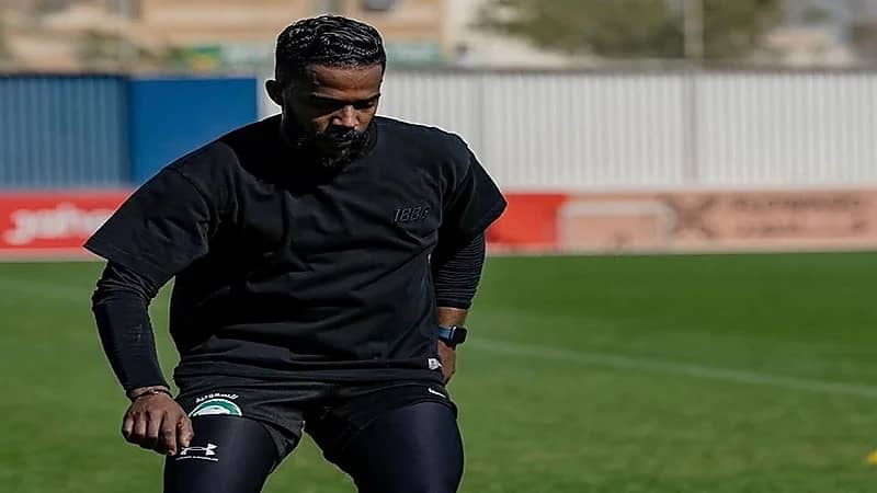 نواف العابد يواصل برنامجه في مقر الهلال