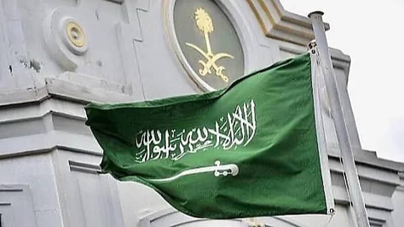 سفارة المملكة لدى تايلاند تحث المواطنين على الابتعاد عن المباني