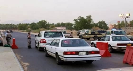 بالصور.. مجاهدو جازان يقبضون على 666 متسللاً و3615 لتراً من الخمور