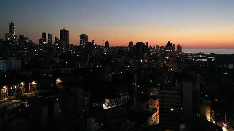 توقف مؤسسة كهرباء لبنان عن الخدمة