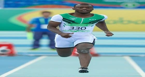العداء عبدالله أبكر يتأهل إلى بطولة عالم الصالات المغلقة
