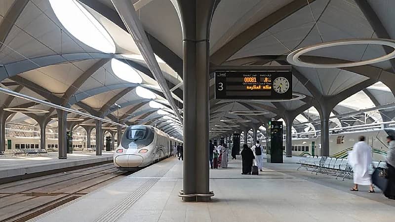 توجه لربط مدن المملكة بشكل كامل بسكك الحديد لتنقل أسهل