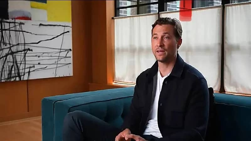 بن هاربورغ يفتح ملف تغيير اسم نادي الخلود