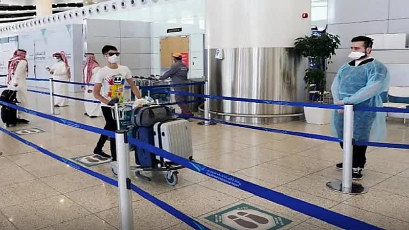 اشتراطات السفر للفئات العمرية من 12-16 عامًا والأطفال