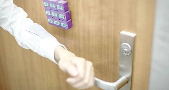 أزرار قميصك مخزن لكلمة المرور الخاصة بك