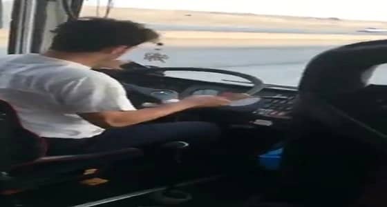 " النقل " تتفاعل مع فيديو سائق الحافلة المتهور