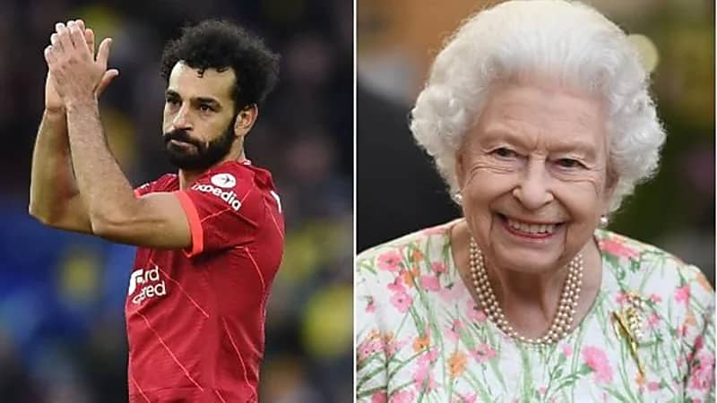 محمد صلاح يودع الملكة إليزابيث برسالة مؤثرة