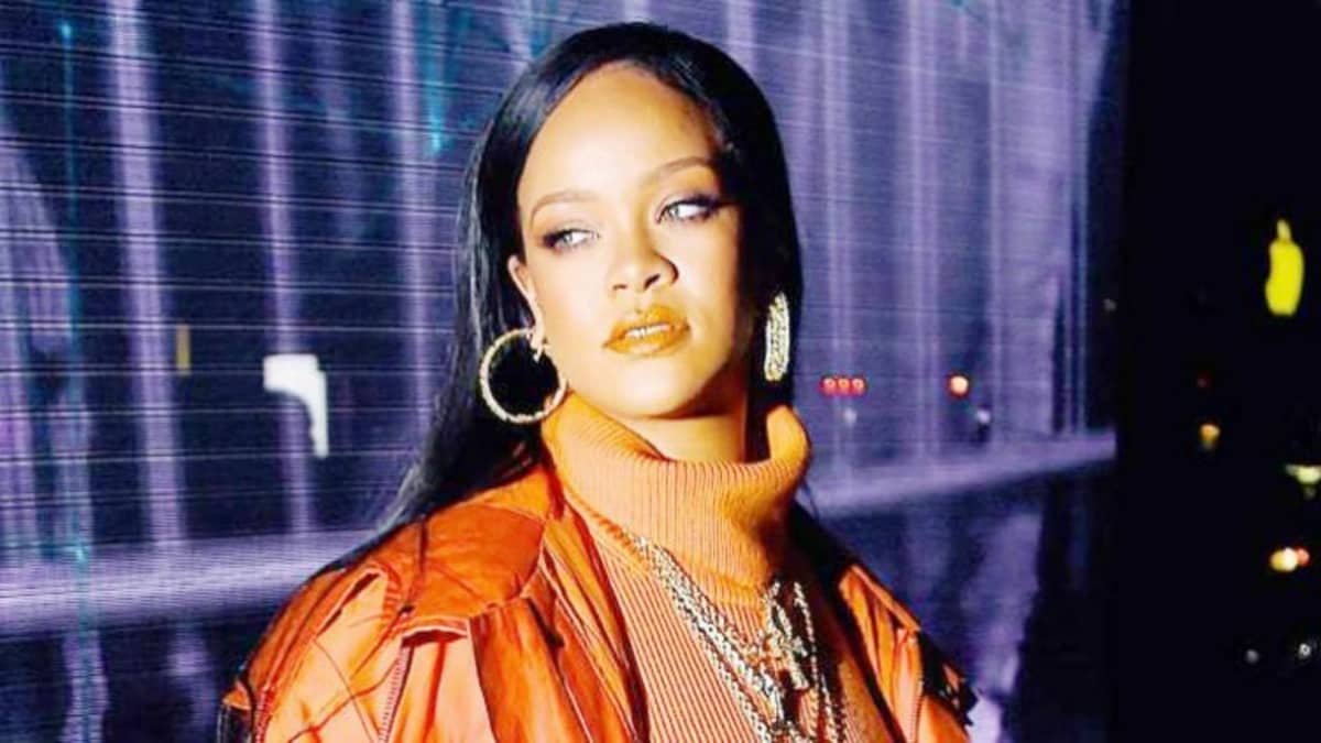 كشف سر تضاعف ثروة ريهانا لتصبح أغنى فنانات العالم