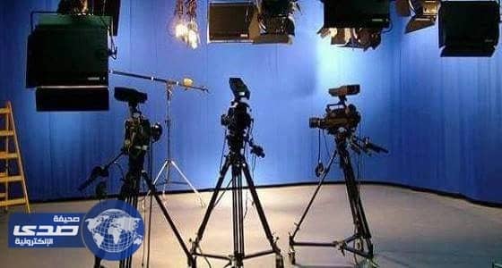 إعلامية لبنانية تنشر صورتها بدون مكياج منذ 13 عاماً