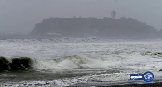 الإعصار 'ماثيو' يدفع الأمريكيين للفرار من الساحل وتخزين الإمدادات