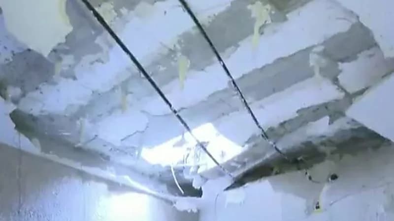 شاهد.. لقطات جديدة من مكان سقوط شظايا الصاروخ الباليستي الذي أطلقه الحوثيون صوب الرياض