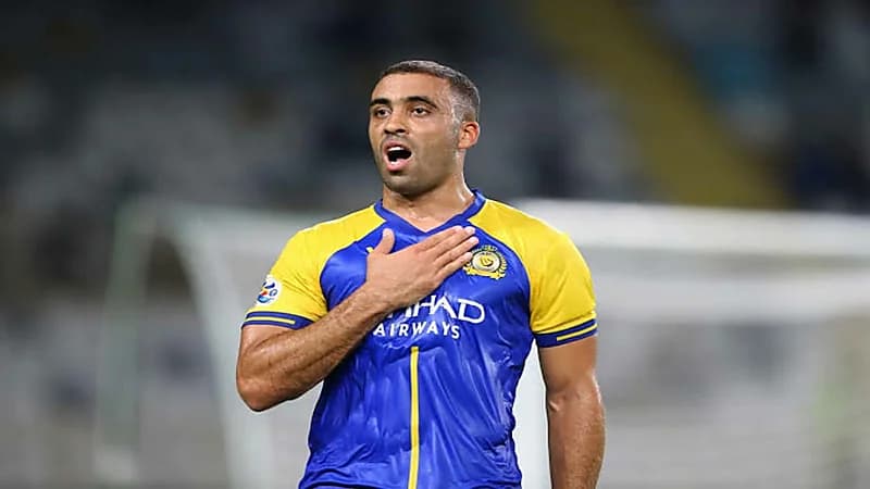 سبب استبعاد حمدالله من قائمة النصر لمواجهة الهلال