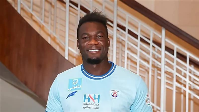 برسیبولیس يتفق نهائيا مع مهاجم أبها قبل مواجهة النصر