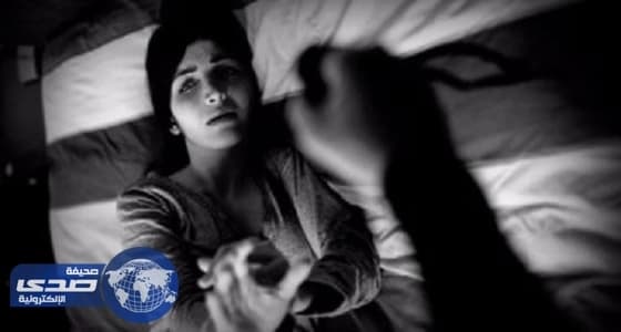 تفاصيل اغتصاب 7 عاطلين لسيدتين