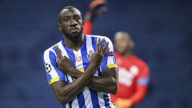 الهلال يقدم عرضا بـ 15 مليون يورو لجلب مهاجم بورتو البرتغالي