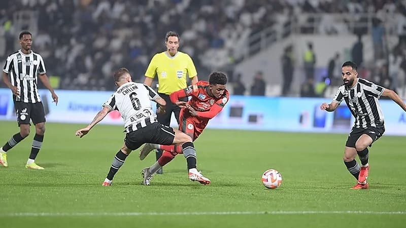 كارثة أخرى للشباب .. كويلار في طريقه لإنهاء عقده