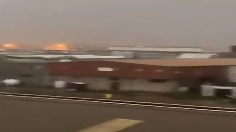 بالصور.. مدني القريات يُخلي 6 عائلات بالعقيلة غمرت المياه منازلهم