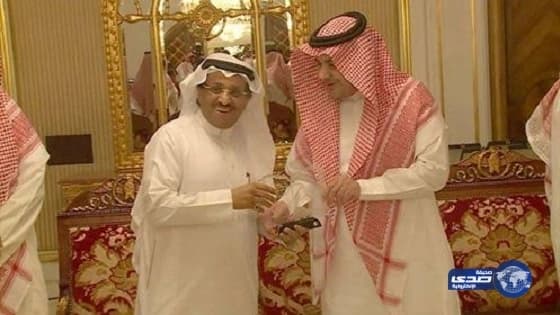 بالفيديو.. مواطن يسلم طفل مفقود للجهات الأمنية بالطائف