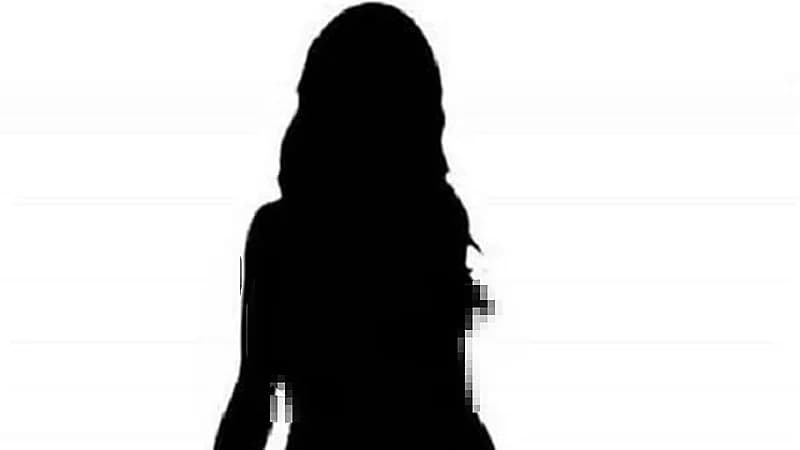 «حمزة مون بيبي» يهدد فنانة شهيرة بعد عودته إلى نشاطه مجددًا