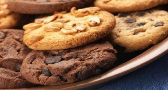 تزاحم لشراء نوع معين من البسكويت بالسويد