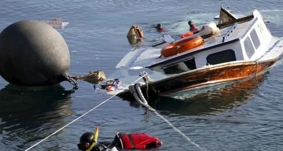 إنقاذ 252 راكبا بعد انقلاب عبارة بالفلبين