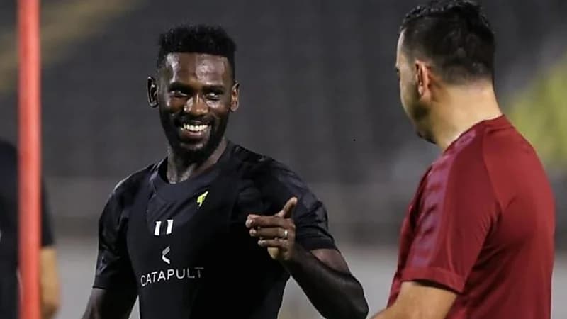 عبدالعزيز البيشي خارج حسابات نادي الاتحاد