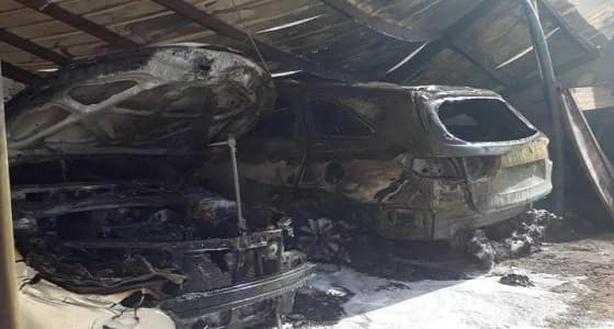 نيران حريق تلتهم سيارتين بـ " البجادية "