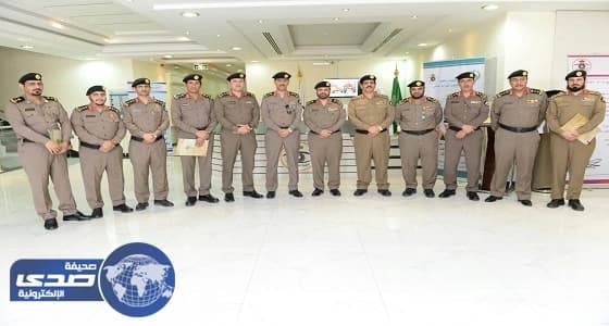 مركز تدريب وتطوير القدرات النسائي بالمديرية العامة للسجون يستقبل وفداً من الأمن العام