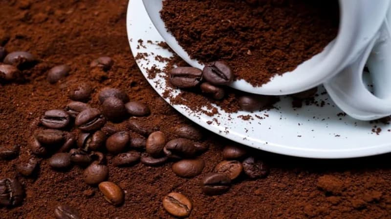 استخدامات تفل القهوة للحصول على بشرة مشرقة