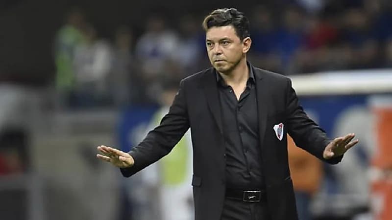 مدرب أرجنتيني مرشح لتدريب الهلال بعد رحيل رازفان