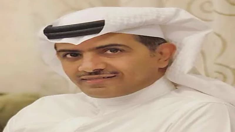 شاهد.. الهريفي يبحث عن مشجع مسن يرتدي جلبابا وشماغا بشعار النصر 