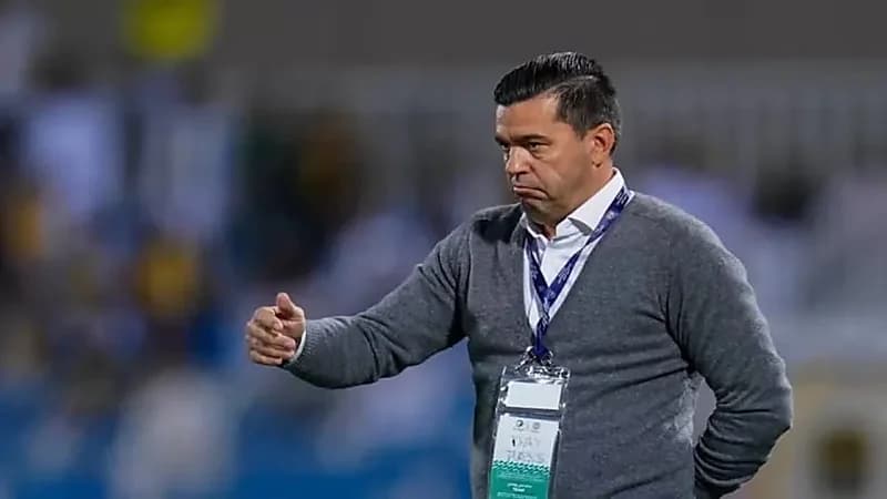 الأخدود يفاوض كوزمين كونترا لقيادة الفريق