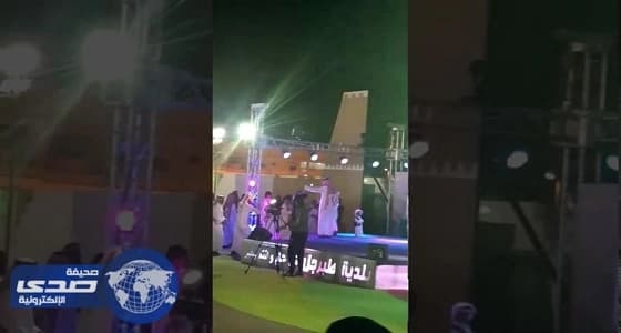 بالفيديو.. حقيقة التعدي على منشد بالضرب في أحد الاحتفالات بطبرجل