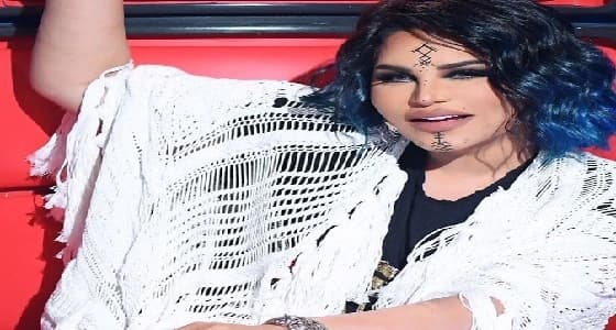 بالصور..أحلام ترسم على وجهها نقوشا وتعلق: " التغيير مطلوب "